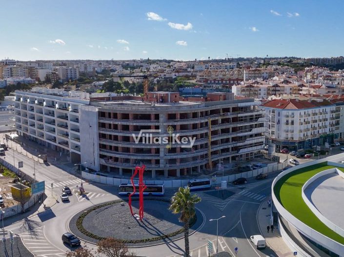 Image No.14-3 Bed Apartment for sale