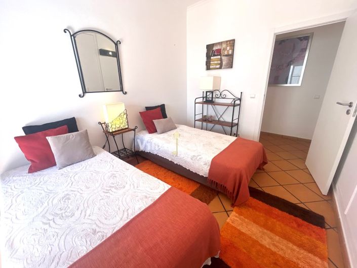 Image No.12-4 Bed House for sale