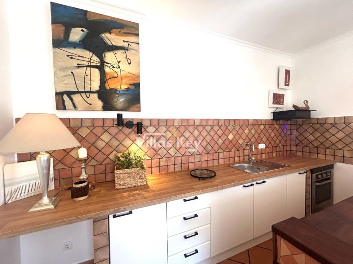 Image No.21-4 Bed House for sale