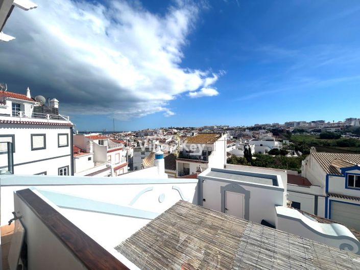 Image No.4-4 Bed House for sale