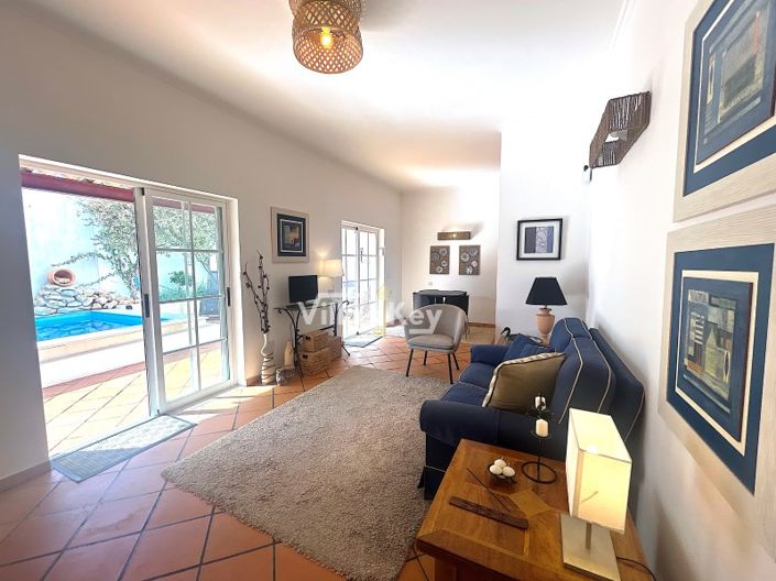 Image No.7-4 Bed House for sale