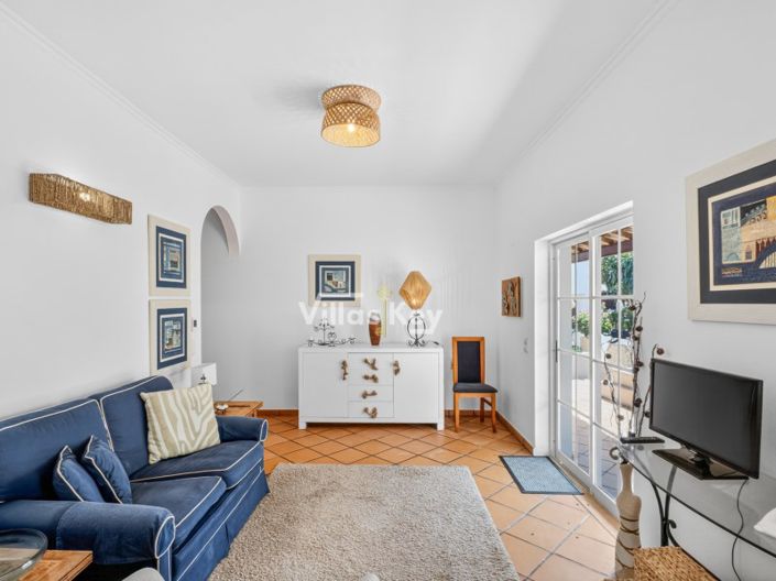 Image No.9-4 Bed House for sale