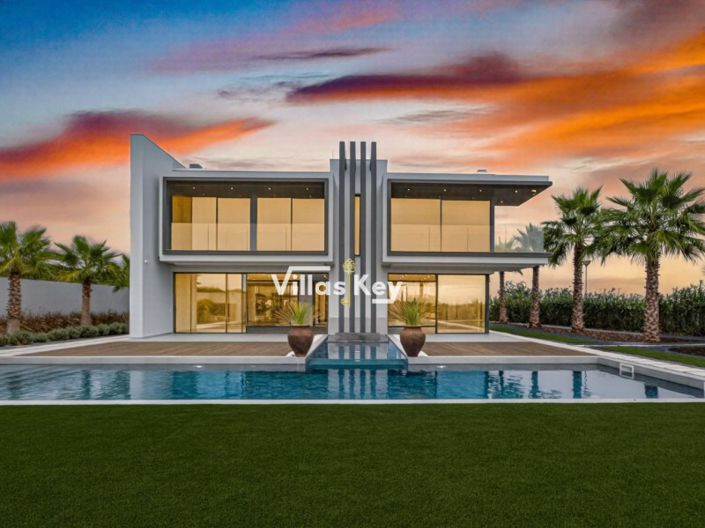 Image No.42-4 Bed House for sale