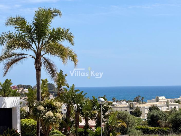 Image No.49-4 Bed House for sale