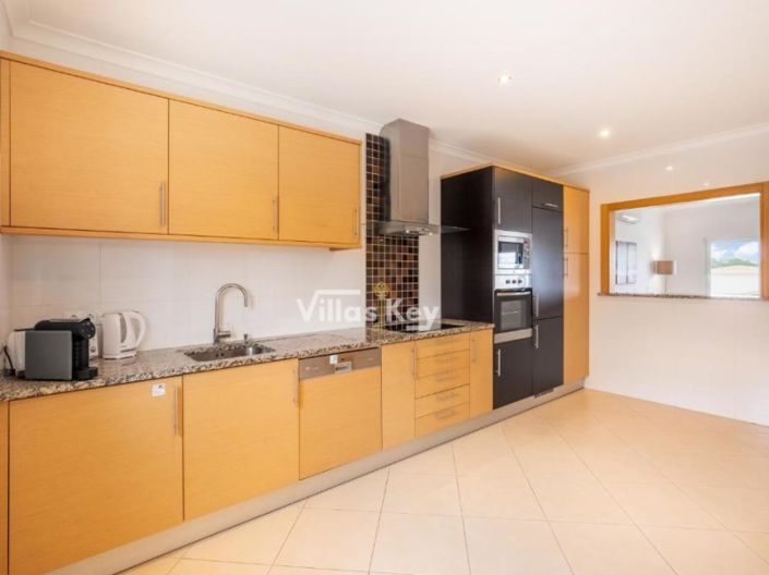 Image No.4-2 Bed House for sale