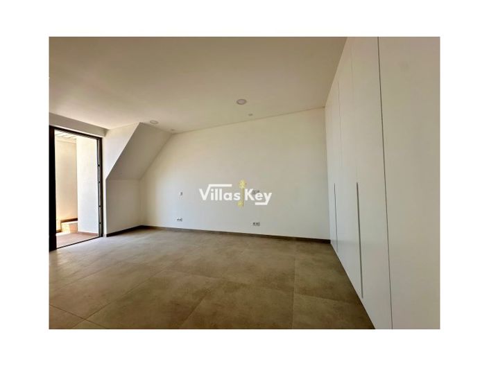 Image No.15-1 Bed Apartment for sale