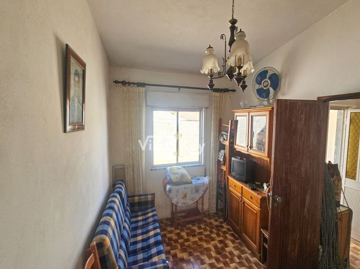 Image No.4-2 Bed House for sale