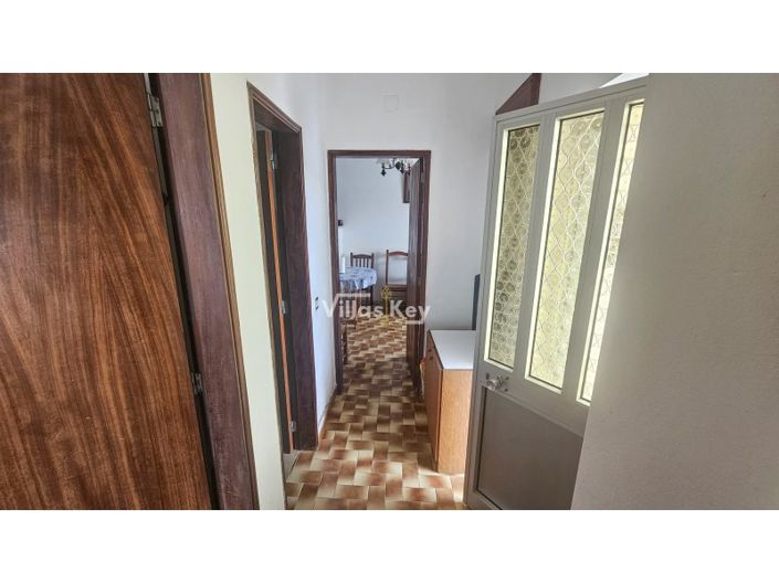 Image No.7-2 Bed House for sale