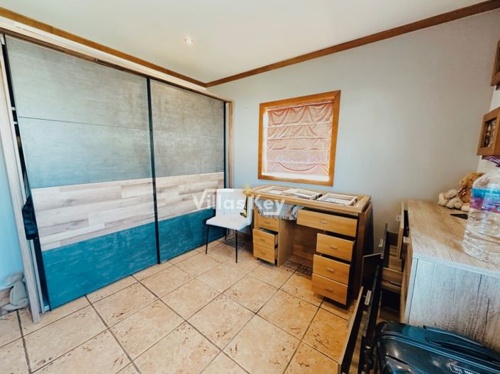 Image No.17-3 Bed House for sale
