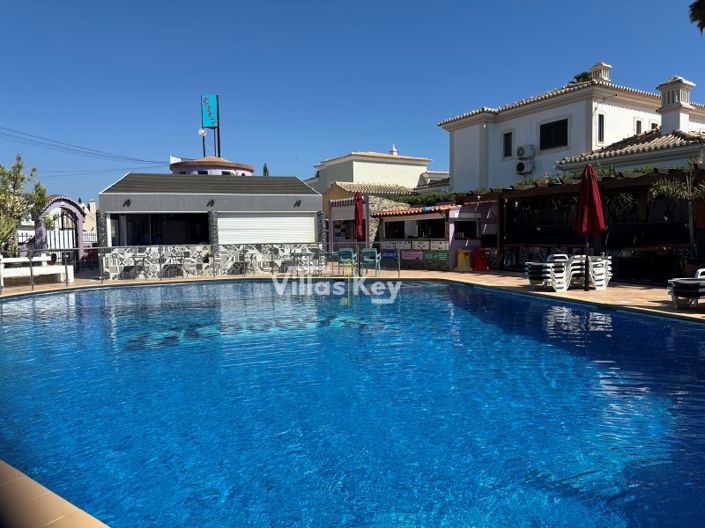 Image No.2-3 Bed House for sale