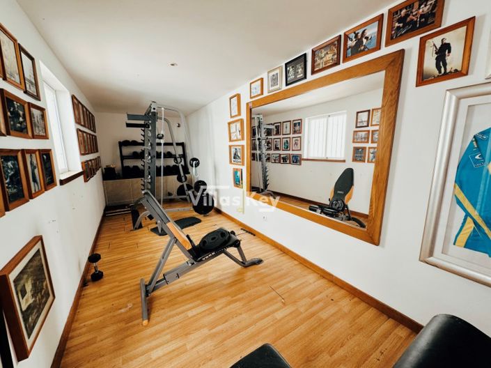 Image No.25-3 Bed House for sale