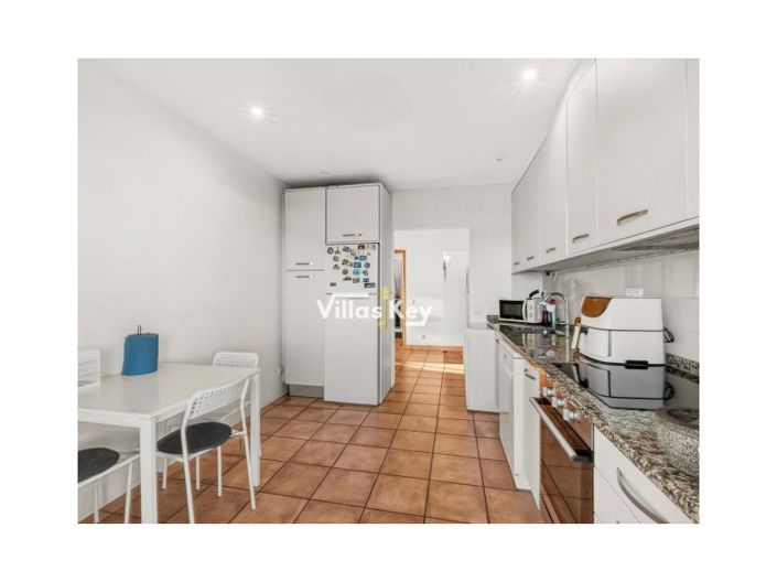 Image No.11-2 Bed Apartment for sale