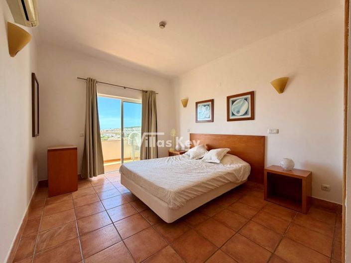 Image No.29-2 Bed Apartment for sale