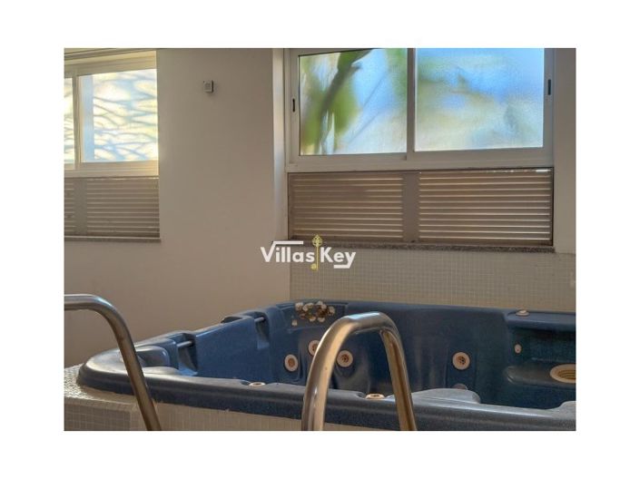 Image No.36-2 Bed Apartment for sale