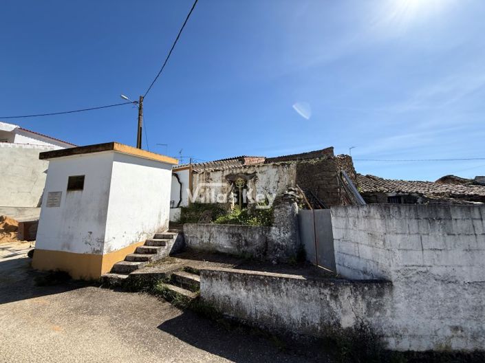 Image No.17-1 Bed Farmhouse for sale