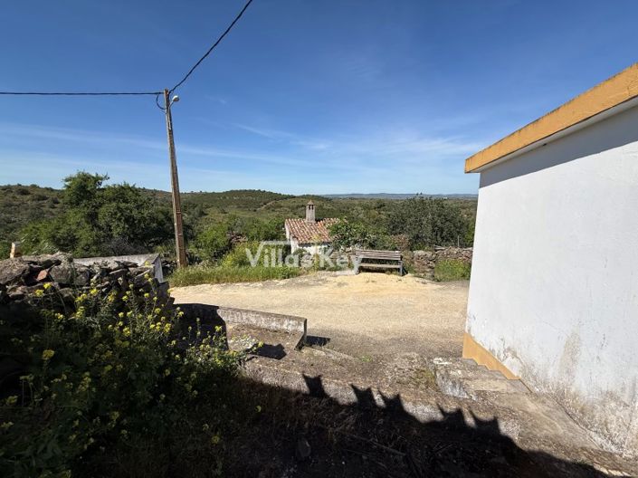 Image No.18-1 Bed Farmhouse for sale