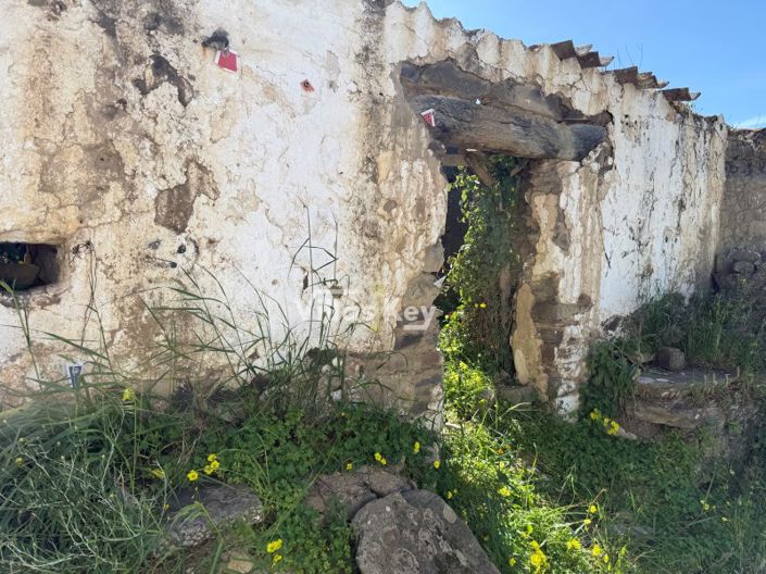 Image No.7-1 Bed Farmhouse for sale