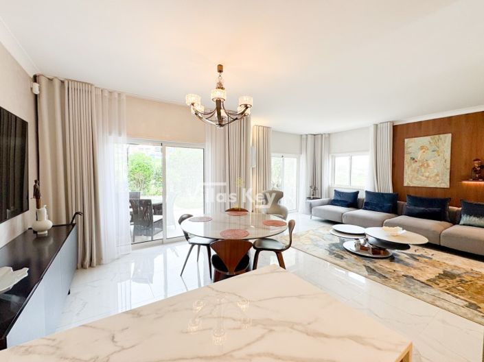 Image No.12-3 Bed House for sale