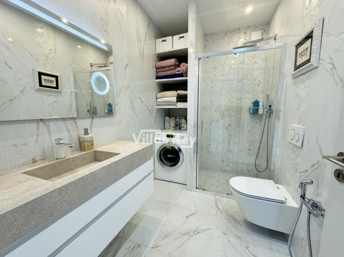 Image No.15-3 Bed House for sale