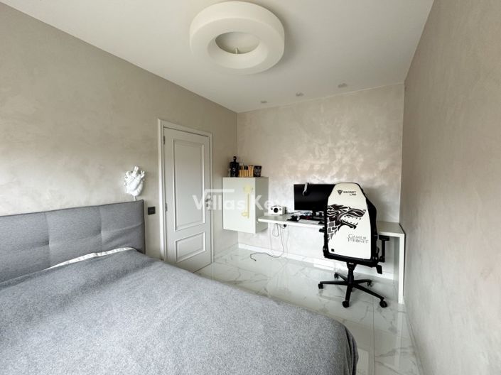 Image No.16-3 Bed House for sale