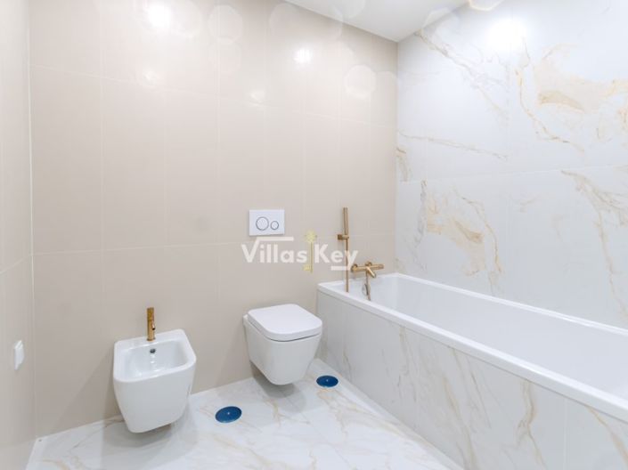 Image No.25-3 Bed House for sale