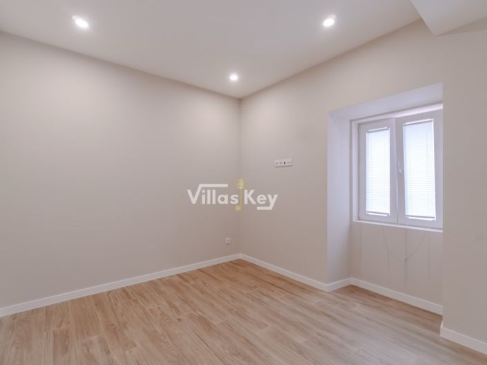Image No.28-3 Bed House for sale