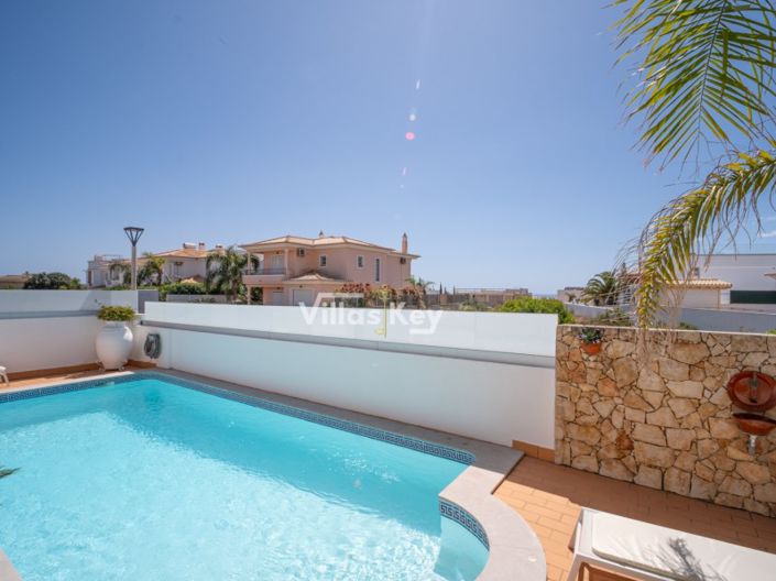 Image No.51-6 Bed House for sale