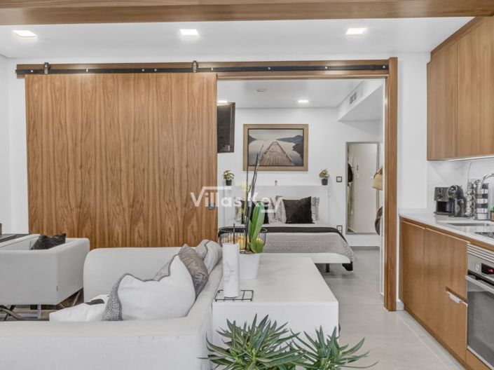 Image No.19-4 Bed House for sale