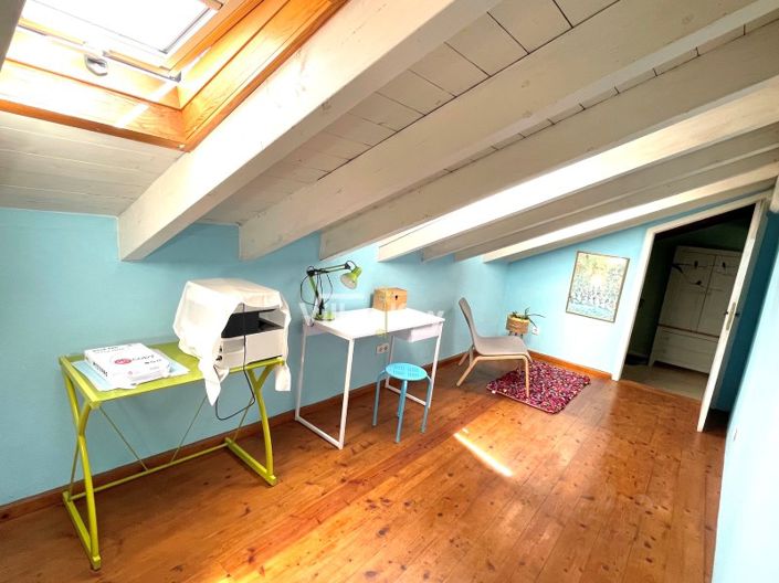 Image No.12-4 Bed House for sale