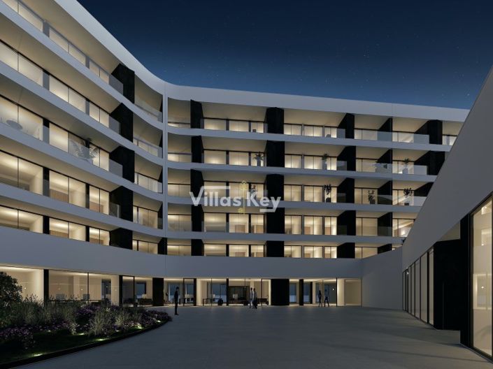 Image No.27-3 Bed Apartment for sale