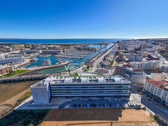 Image No.40-3 Bed Apartment for sale