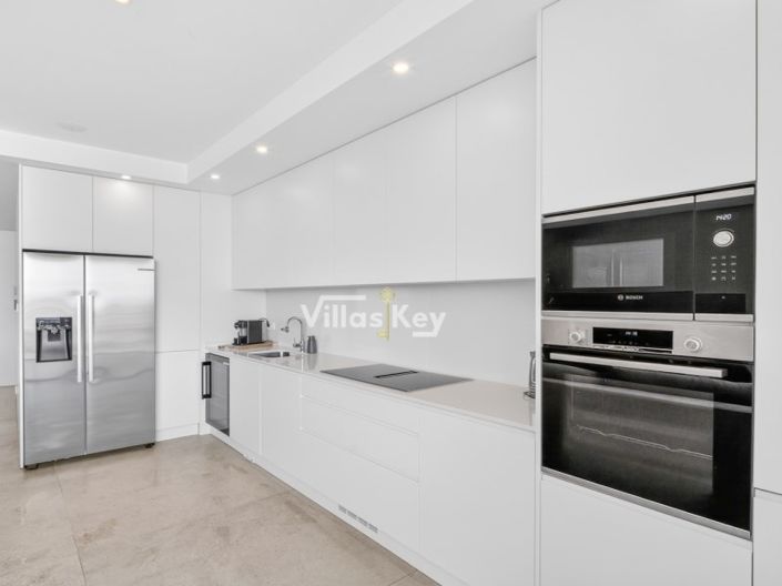 Image No.7-3 Bed Apartment for sale