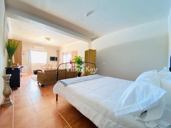 Image No.20-7 Bed Farmhouse for sale