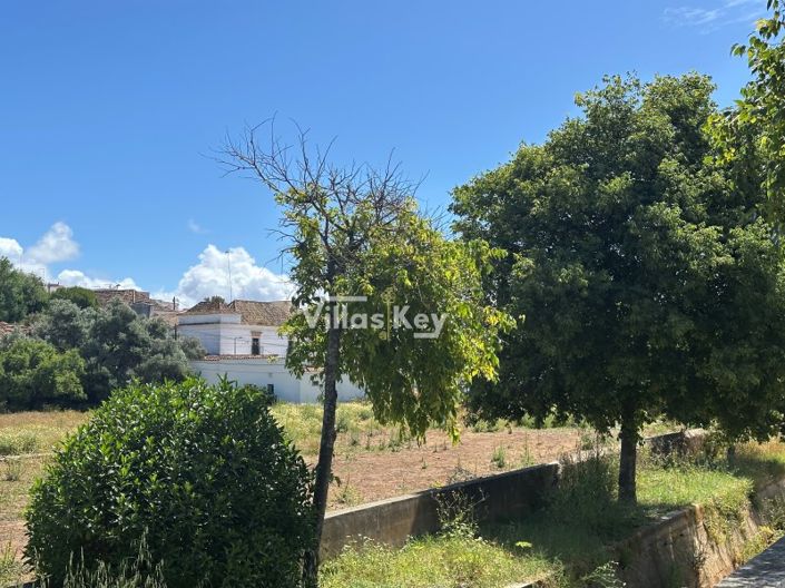 Image No.9-5 Bed House for sale