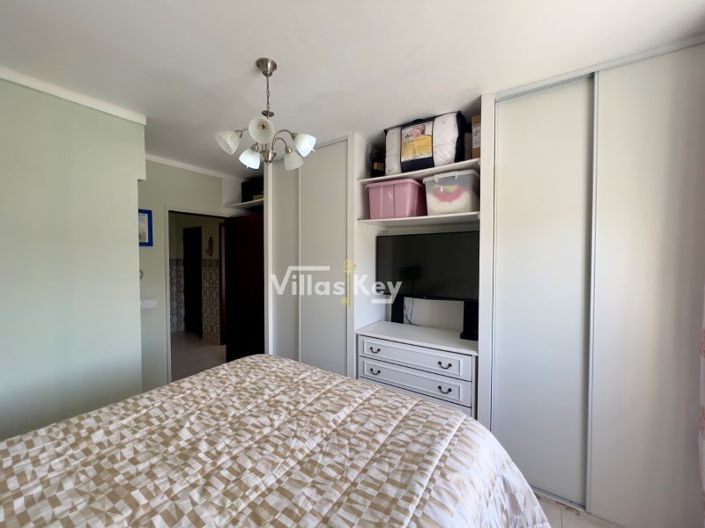 Image No.8-2 Bed Apartment for sale