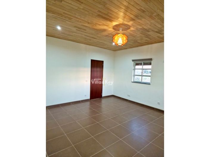 Image No.19-1 Bed Farmhouse for sale