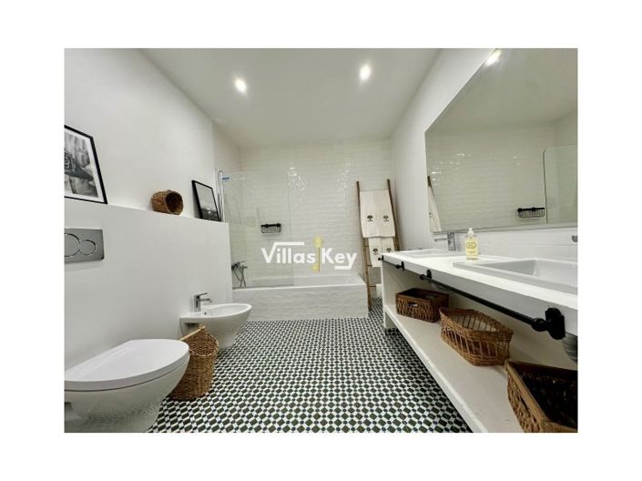 Image No.14-5 Bed House for sale