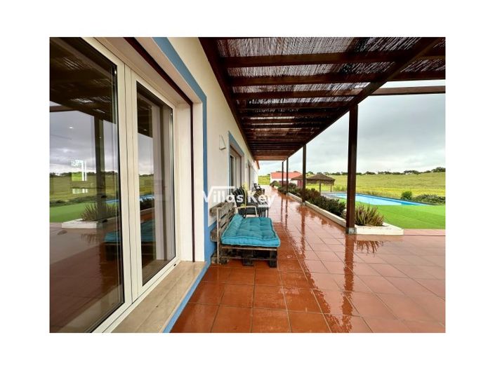 Image No.25-5 Bed House for sale