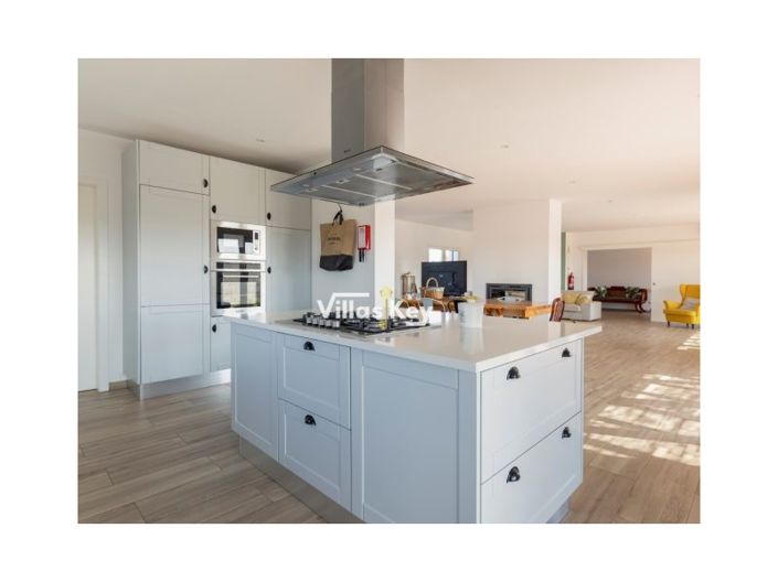 Image No.39-5 Bed House for sale