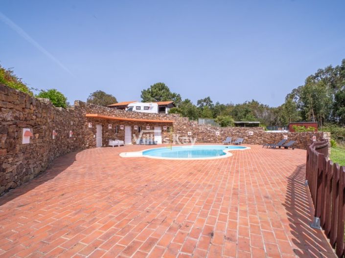 Image No.11-4 Bed Farmhouse for sale