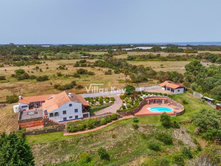 Image No.3-4 Bed Farmhouse for sale