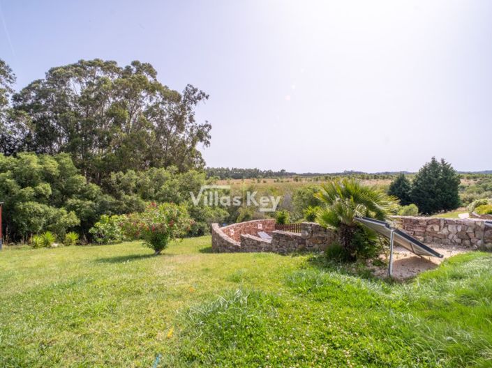 Image No.54-4 Bed Farmhouse for sale