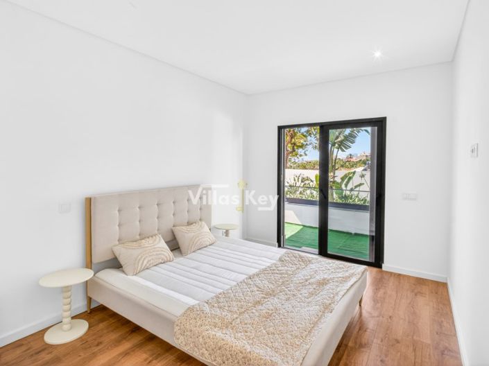 Image No.13-2 Bed Apartment for sale