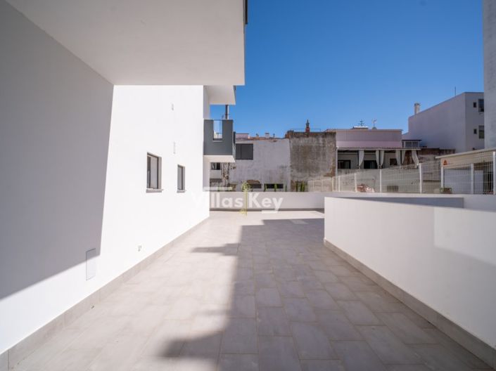 Image No.15-2 Bed Apartment for sale