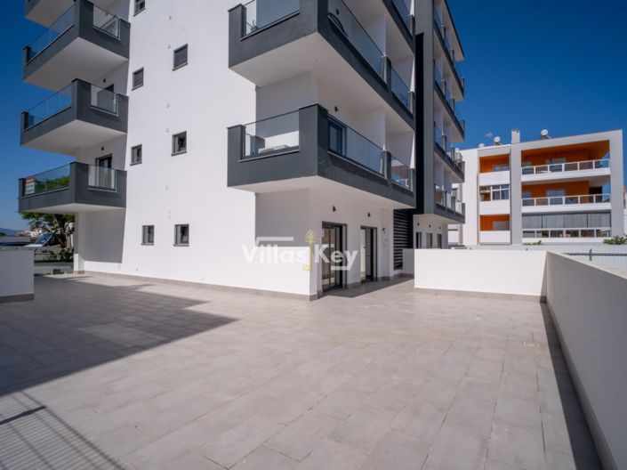 Image No.22-2 Bed Apartment for sale
