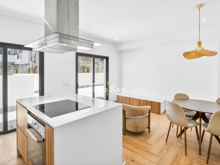 Image No.4-2 Bed Apartment for sale