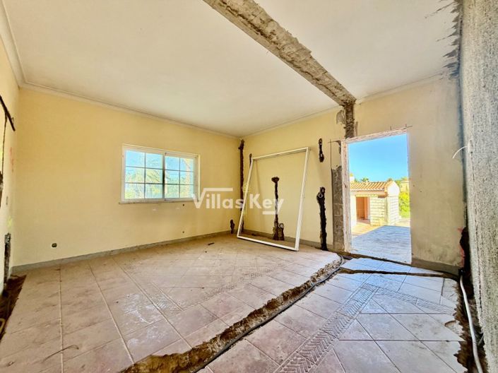 Image No.15-3 Bed House for sale