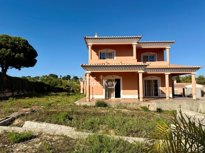 Image No.5-3 Bed House for sale