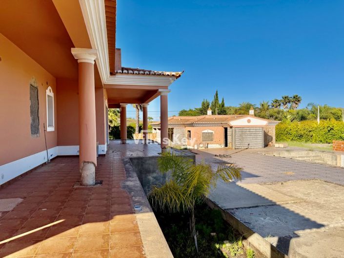 Image No.9-3 Bed House for sale