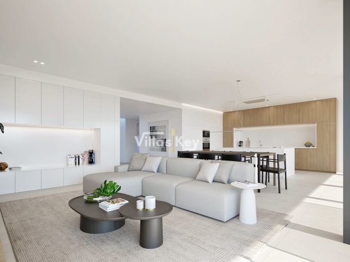 Image No.3-4 Bed House for sale